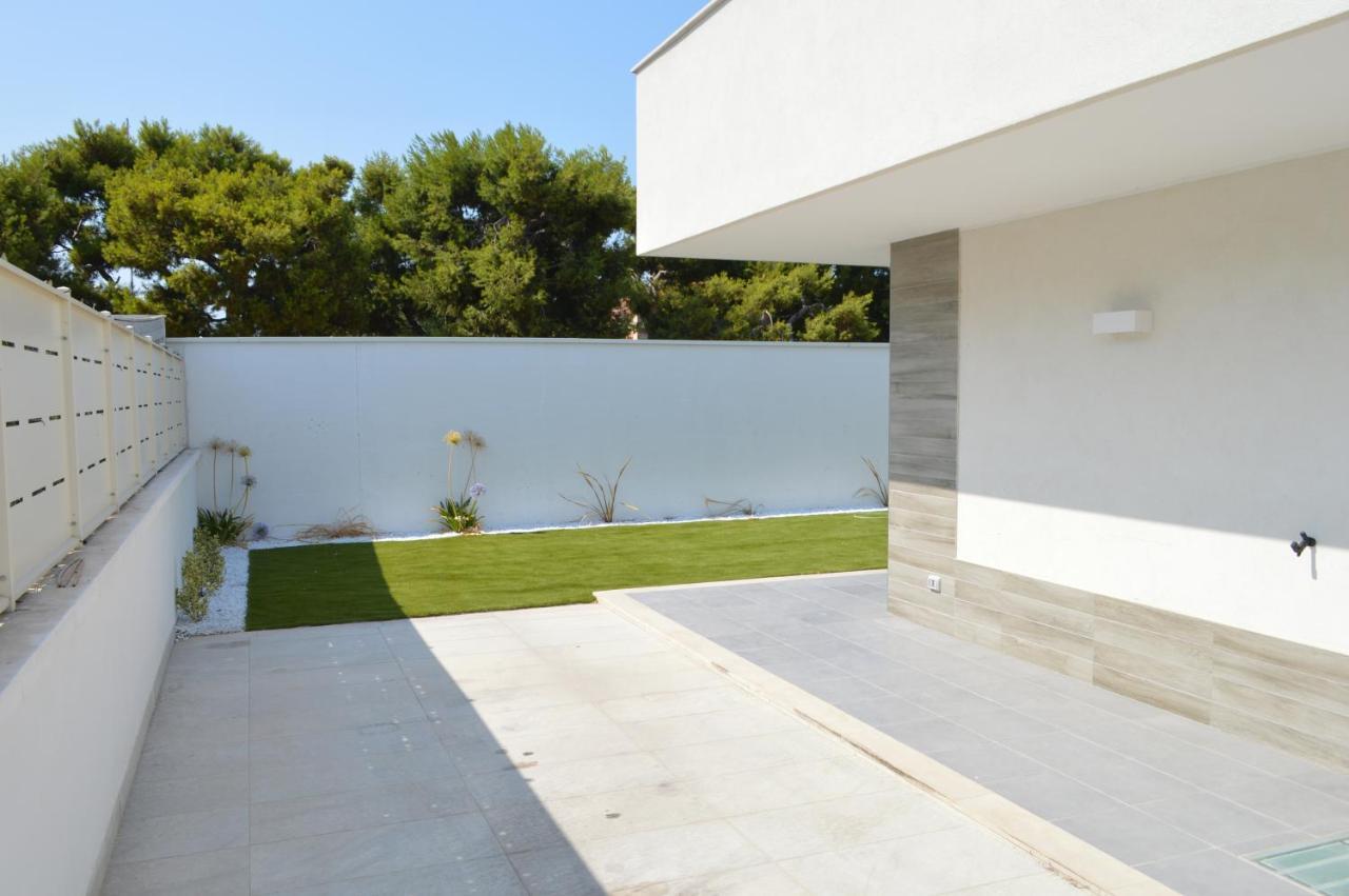 Villa Baia dei Gruccioni Trani Esterno foto