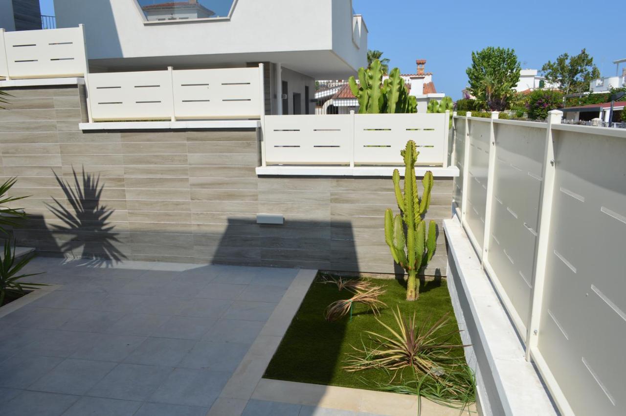 Villa Baia dei Gruccioni Trani Esterno foto